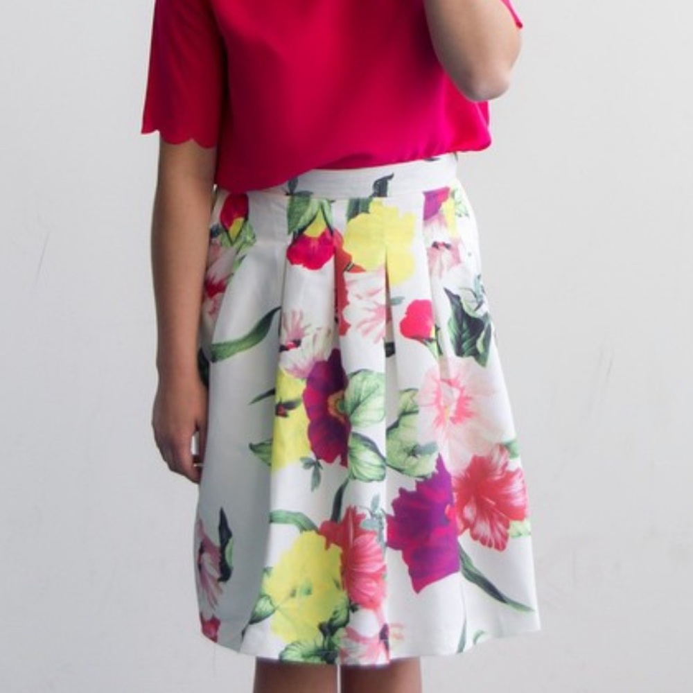 Ted Baker Inspired Skirt w Pearl Zipper